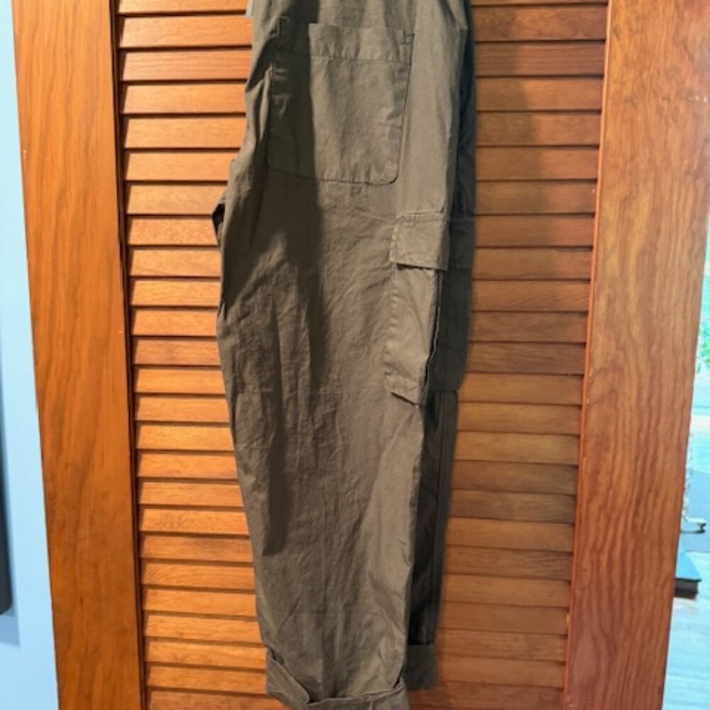 Cropped Cargo Pants